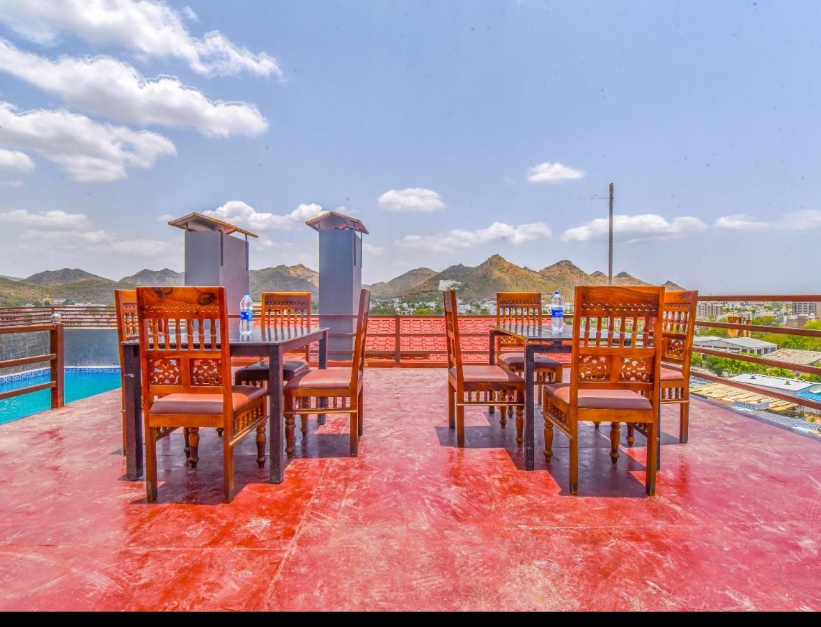 Hotel Dosa Plaza Udaipur Exterior foto